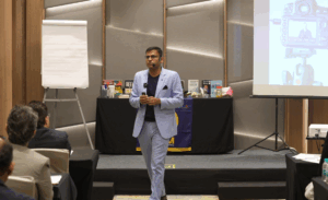 nstant credibility, communication tricks, speaker confidence, fear control, clear delivery, strong presence, vocal clarity, steady posture, confident eyecontact, calm speaking, message impact, professional tone, audience trust, confident communication