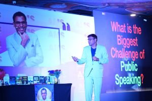 eech writing tips, building self esteem through public speaking, how to write powerful speeches, self confidence in speech writing